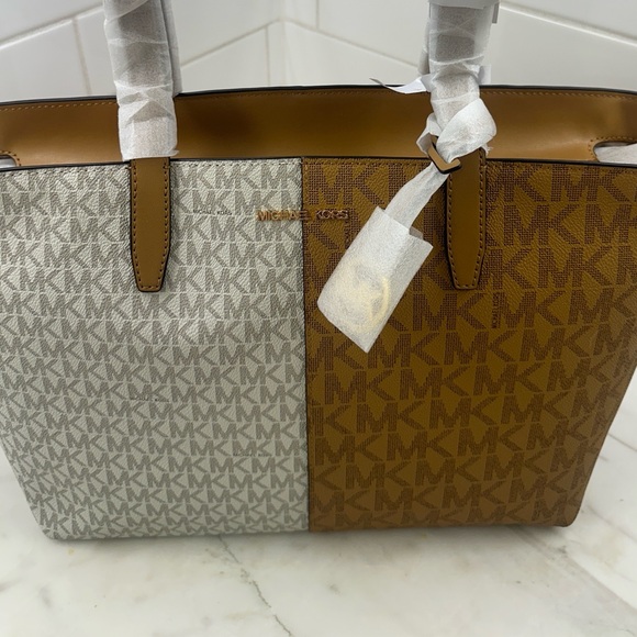 Michael Kors Handbags - MICHAEL KORS 🟤 JET SET MEDIUM TWO TONE BROWN COMBO TOTE 🟤 NWT $448 MSRP